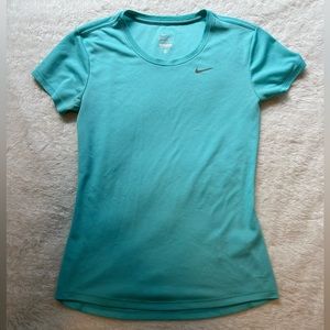 Nike Dri-Fit T Shirt- size xs
